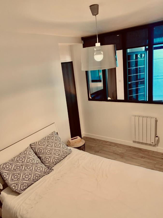 Superbe Appartement En Hyper Centre De Charleville Exterior foto